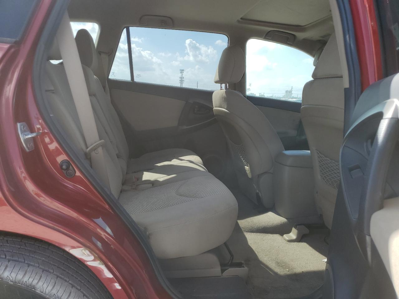 2012 Toyota RAV 4 - Image 10