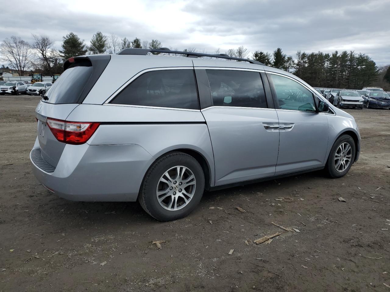 2013 Honda Odyssey - Image 3