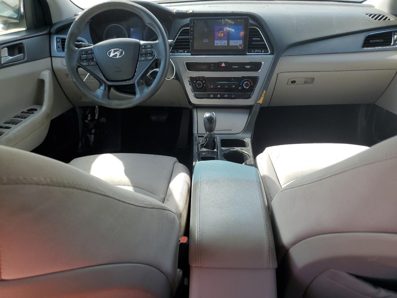 2015 Hyundai Sonata - Image 8