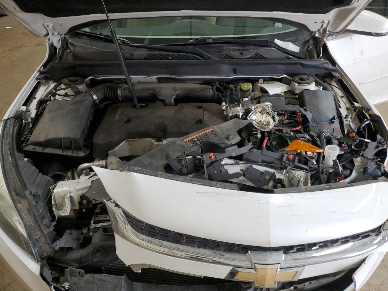 2015 Chevrolet Malibu - Image 13