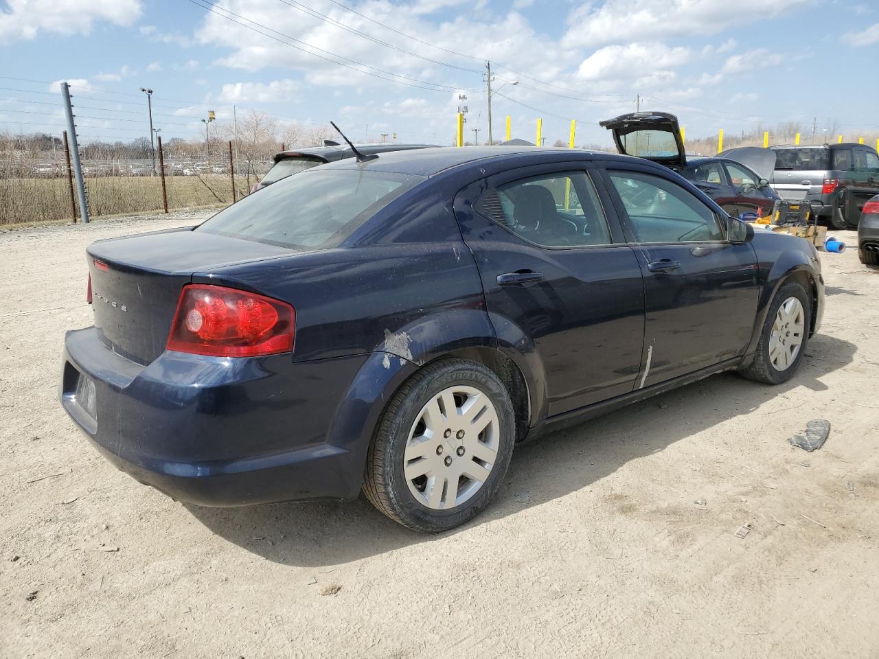 2013 Dodge Avenger - Image 3