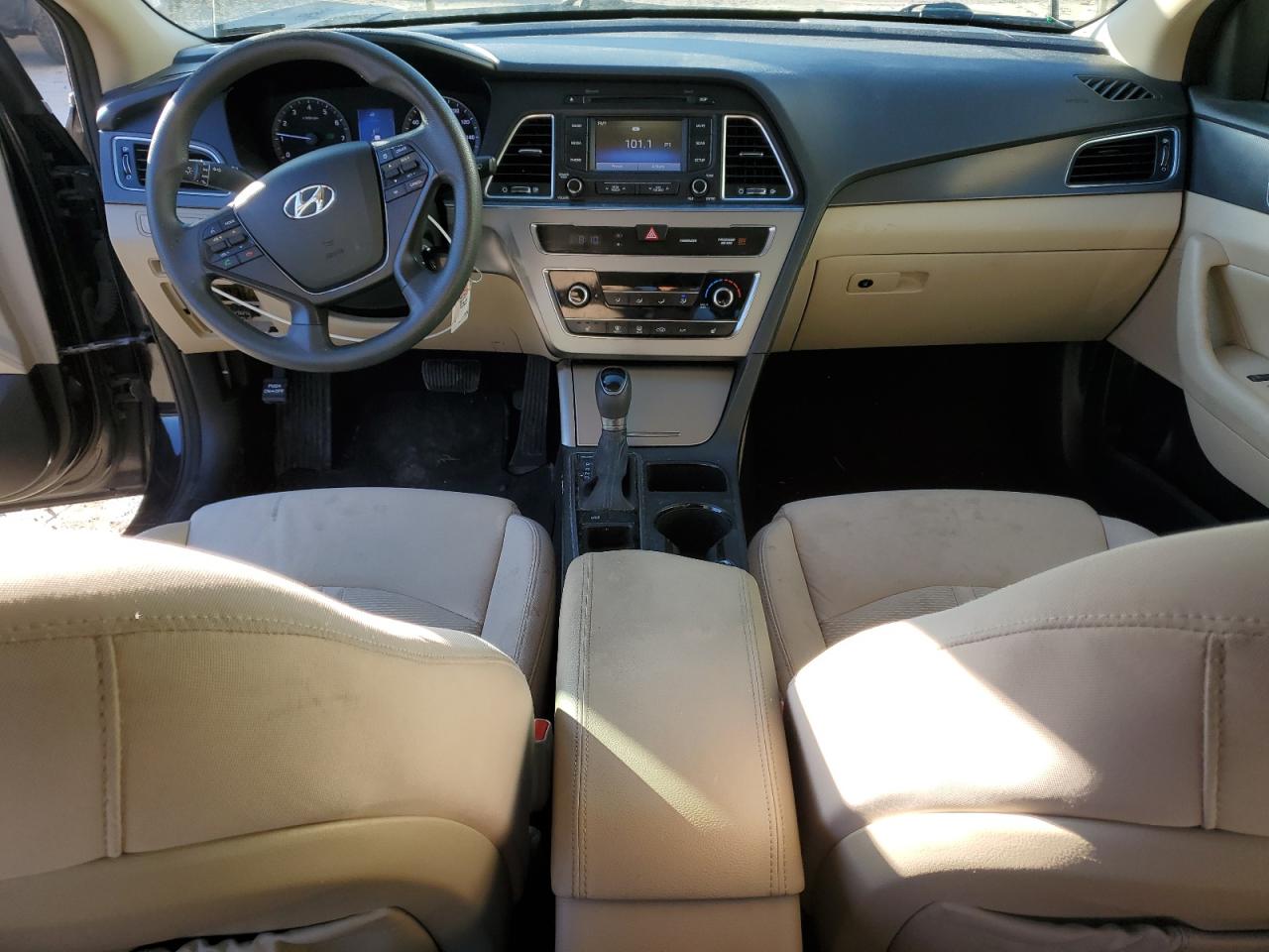 2015 Hyundai Sonata - Image 8