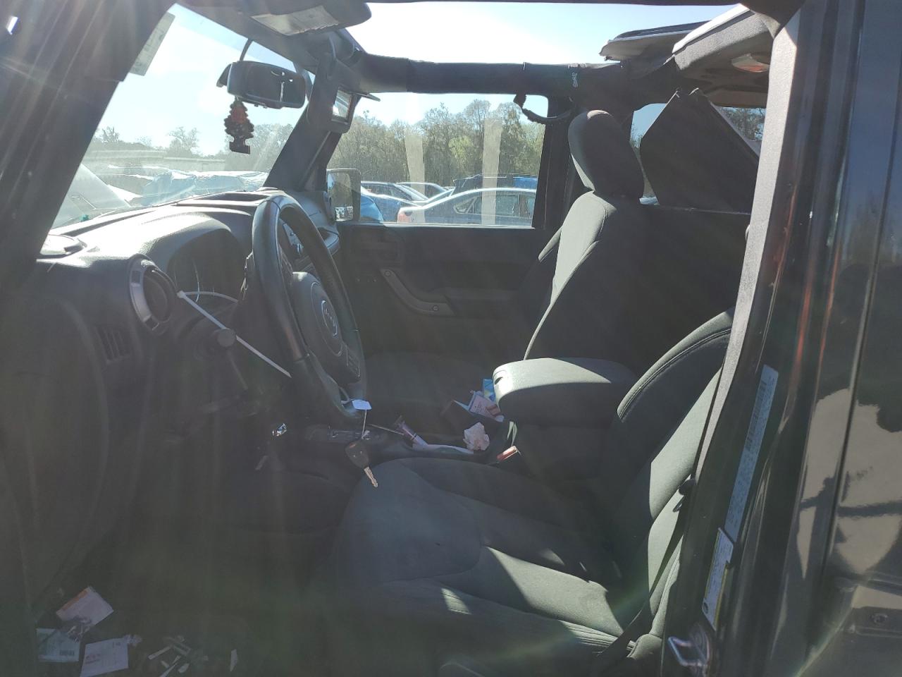 2017 Jeep Wrangler - Image 7