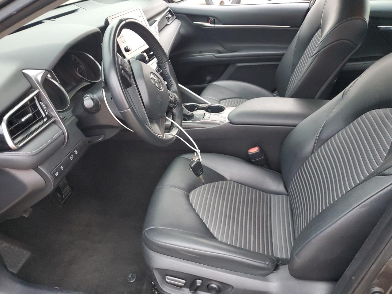 2022 Toyota Camry - Image 7