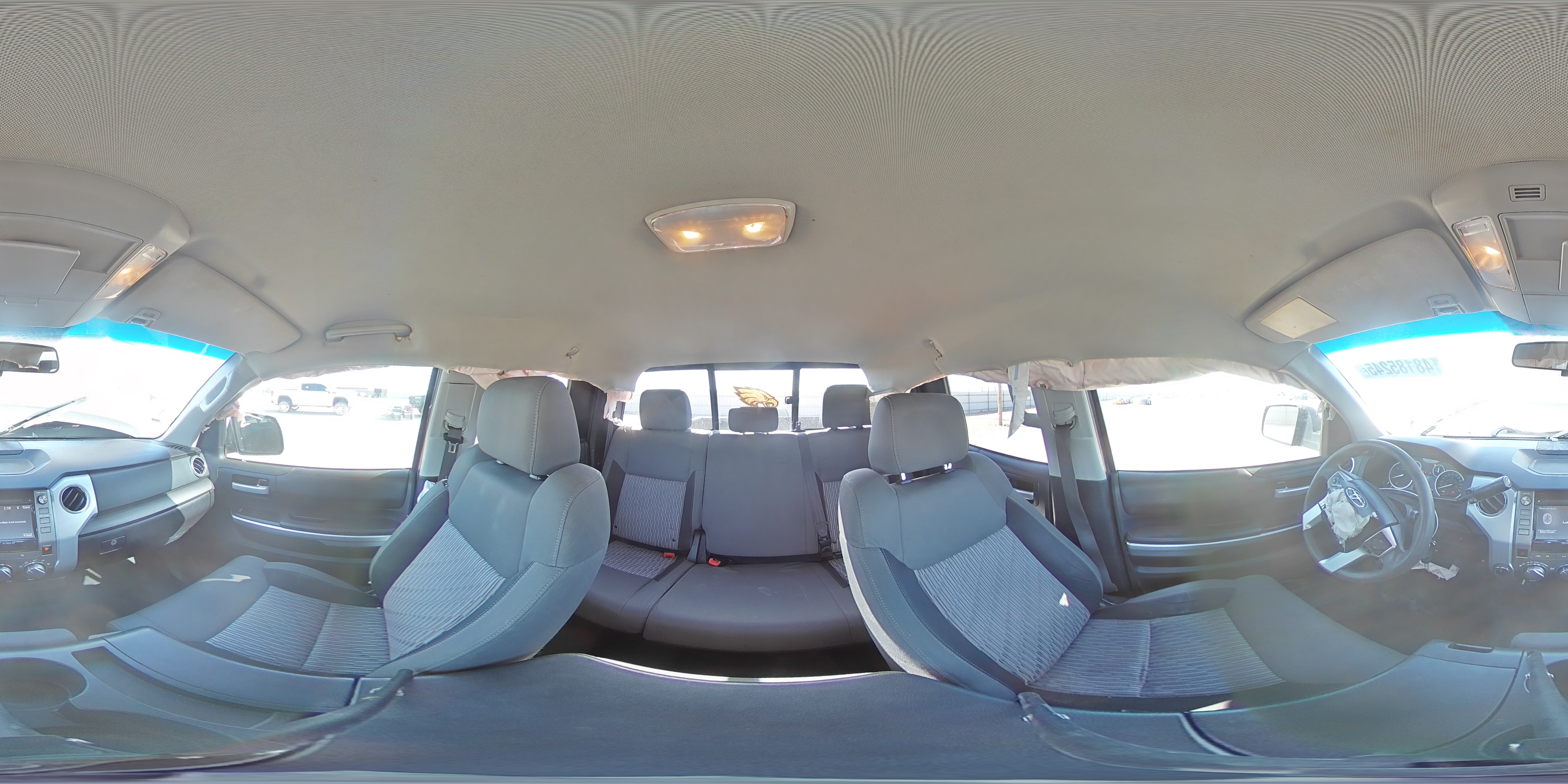 2014 Toyota Tundra - Image 13