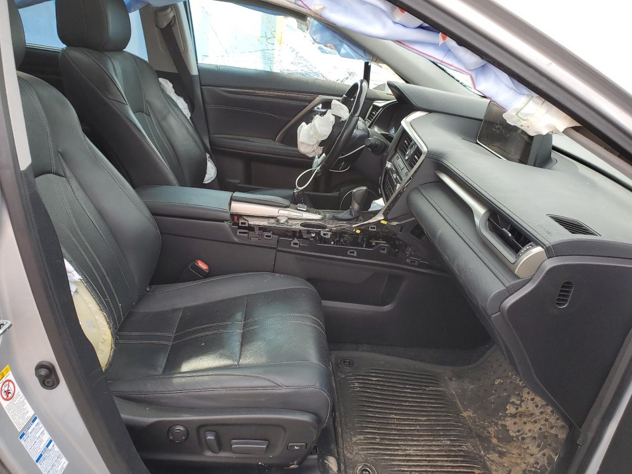 2016 Lexus RX - Image 7