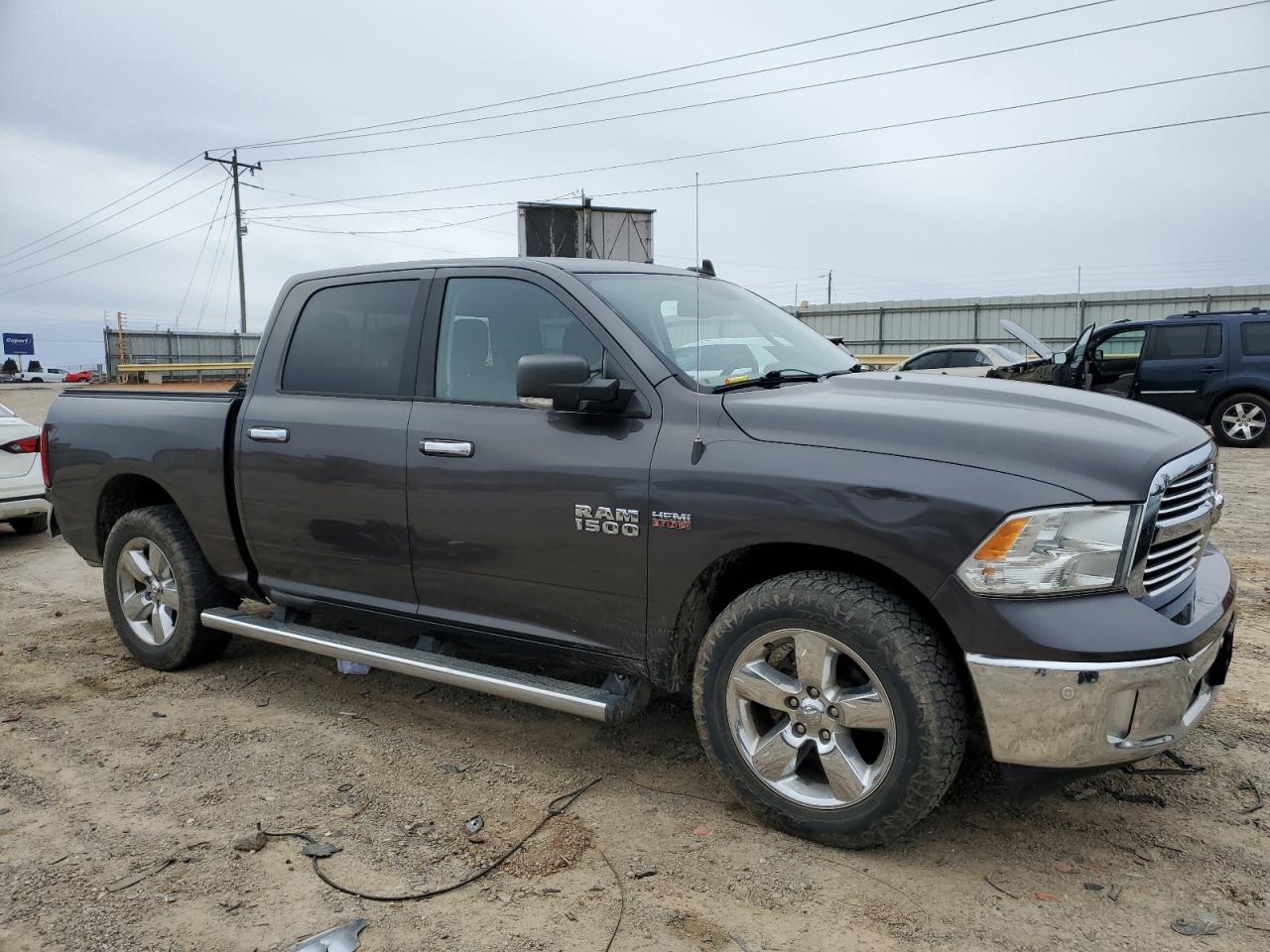 2017 RAM 1500 - Image 4
