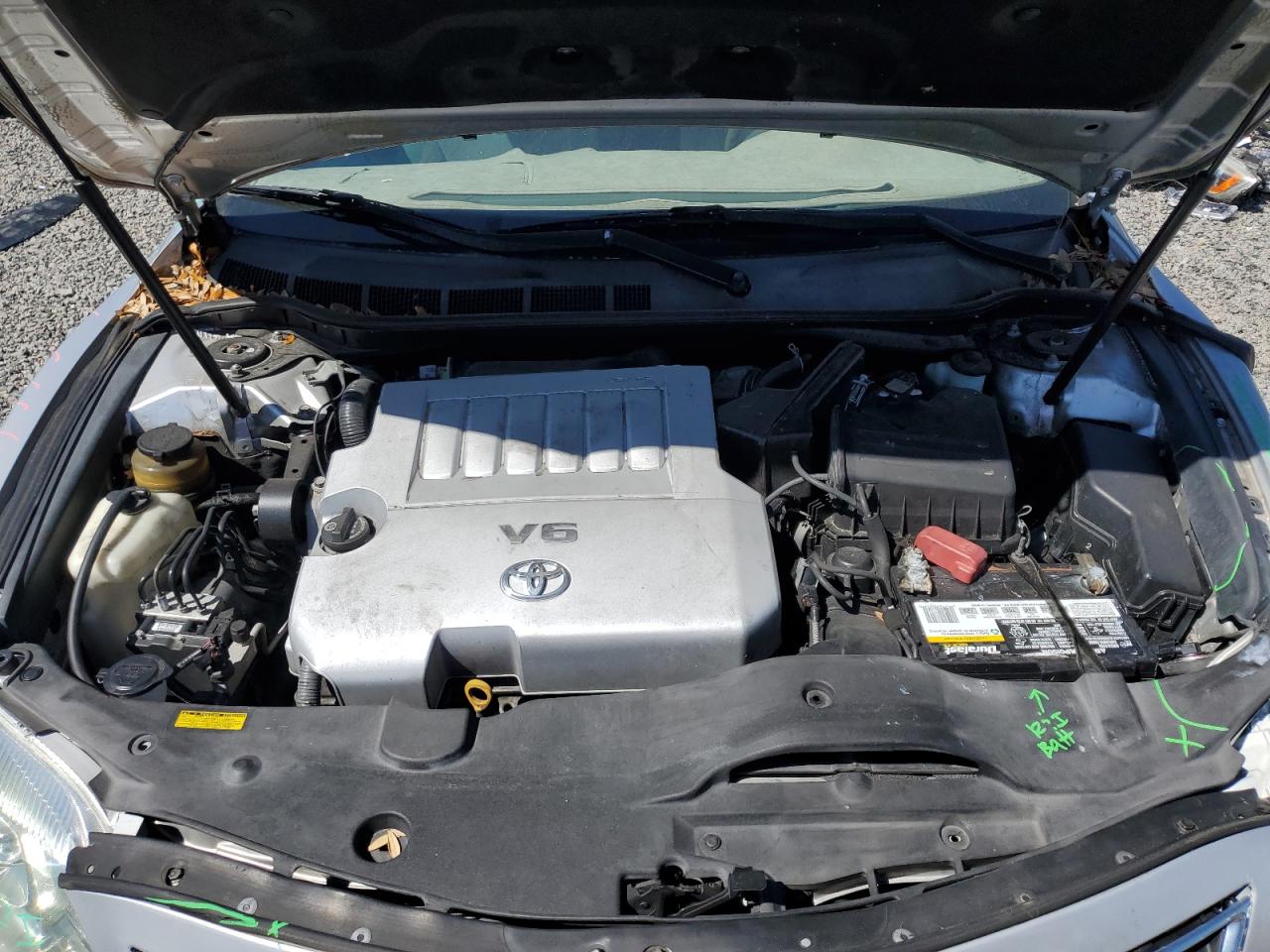 2011 Toyota Camry - Image 11