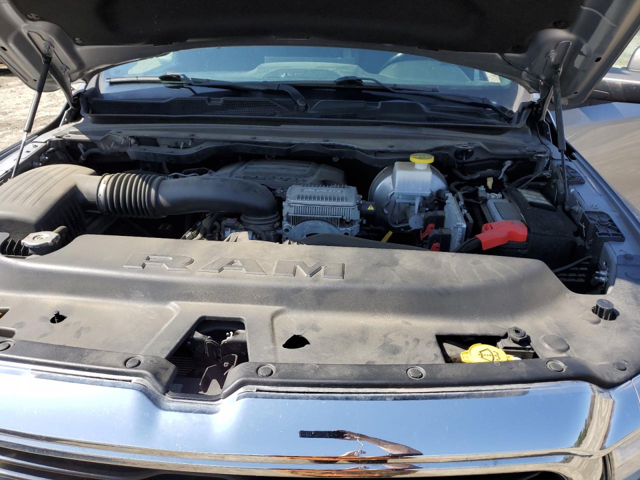 2020 RAM 1500 - Image 11