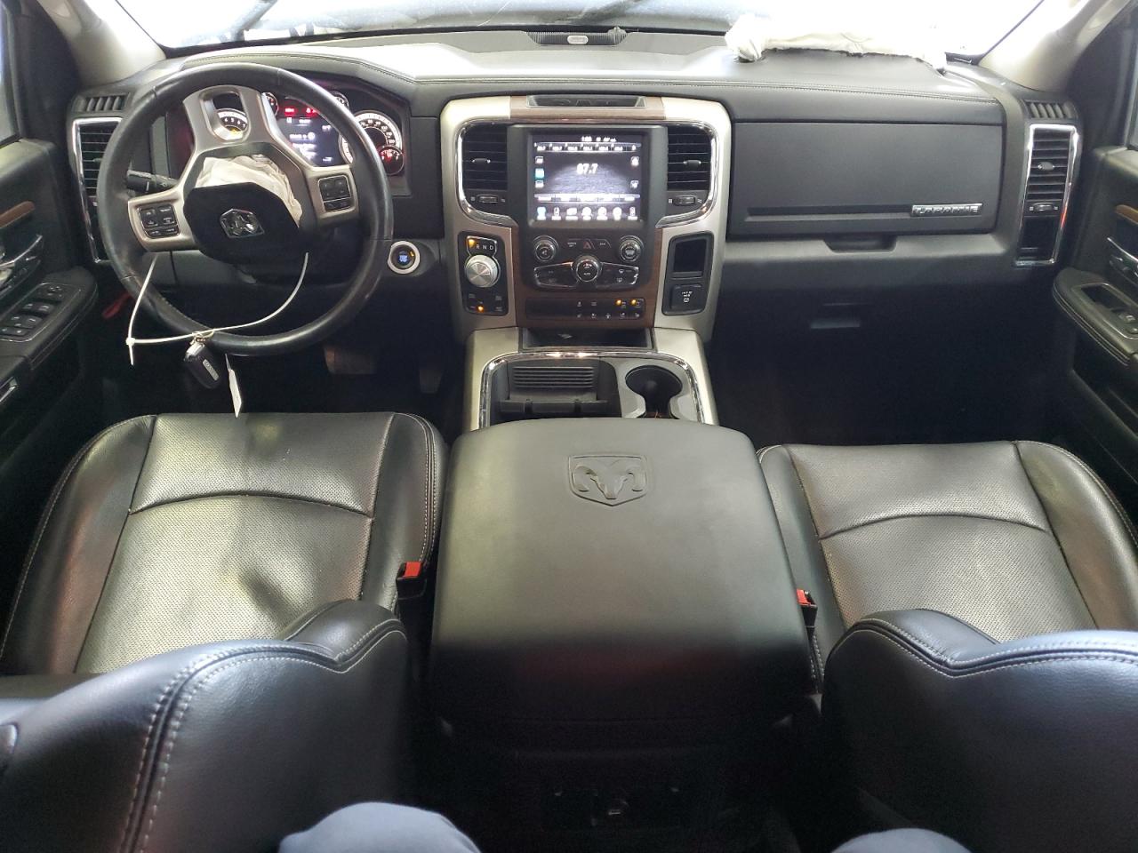 2016 RAM 1500 - Image 8