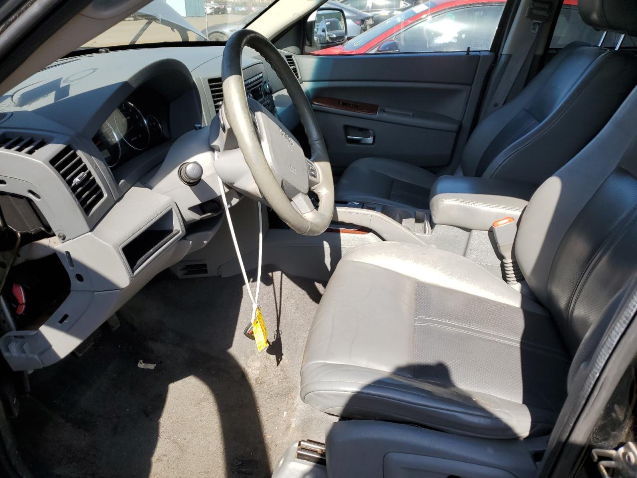 2007 Jeep Grand Cherokee - Image 7