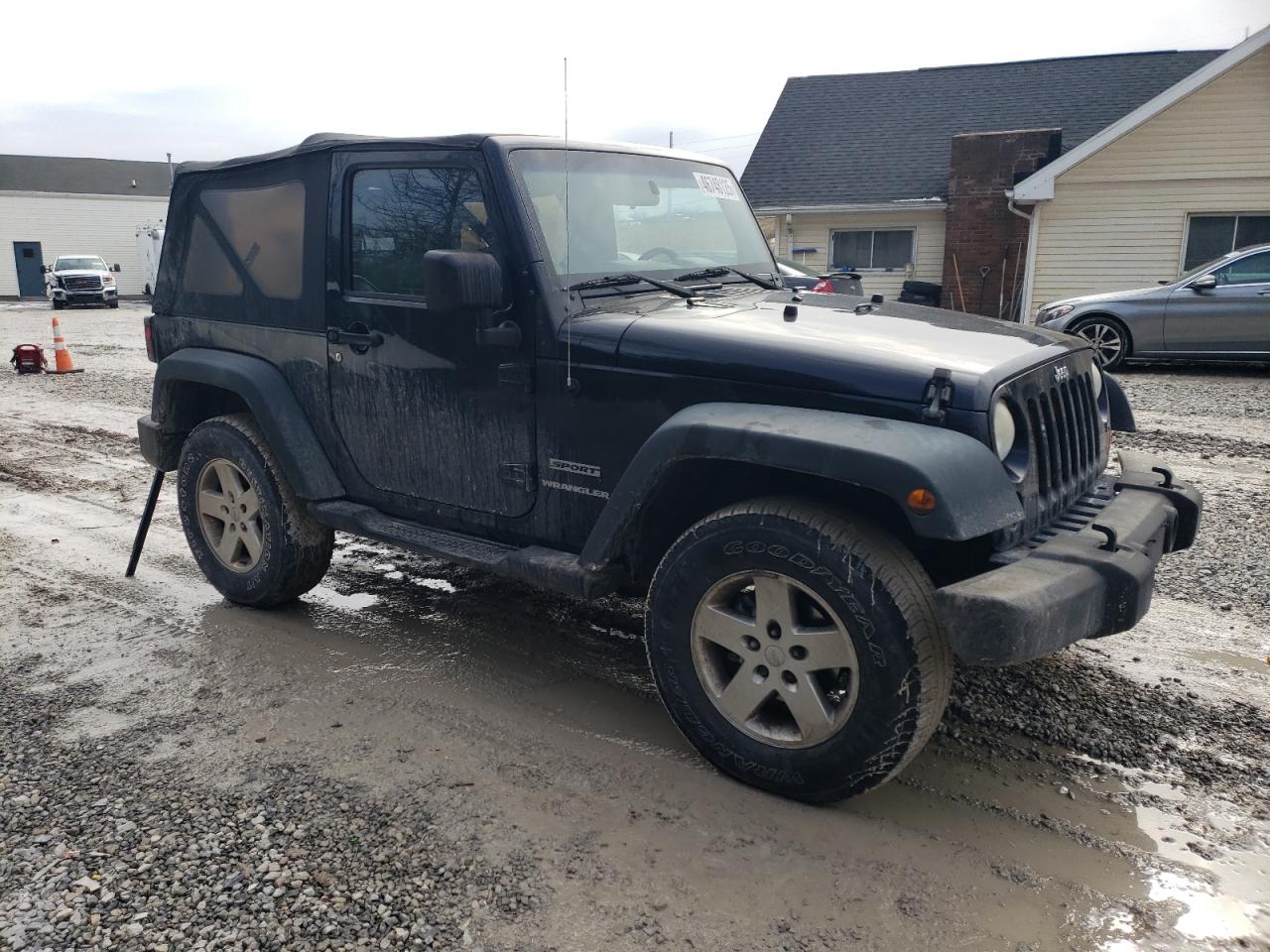 2010 Jeep Wrangler - Image 4