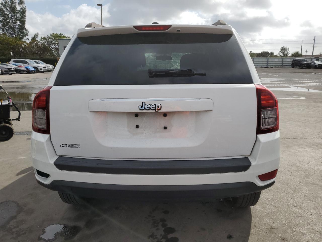 2016 Jeep Compass - Image 6