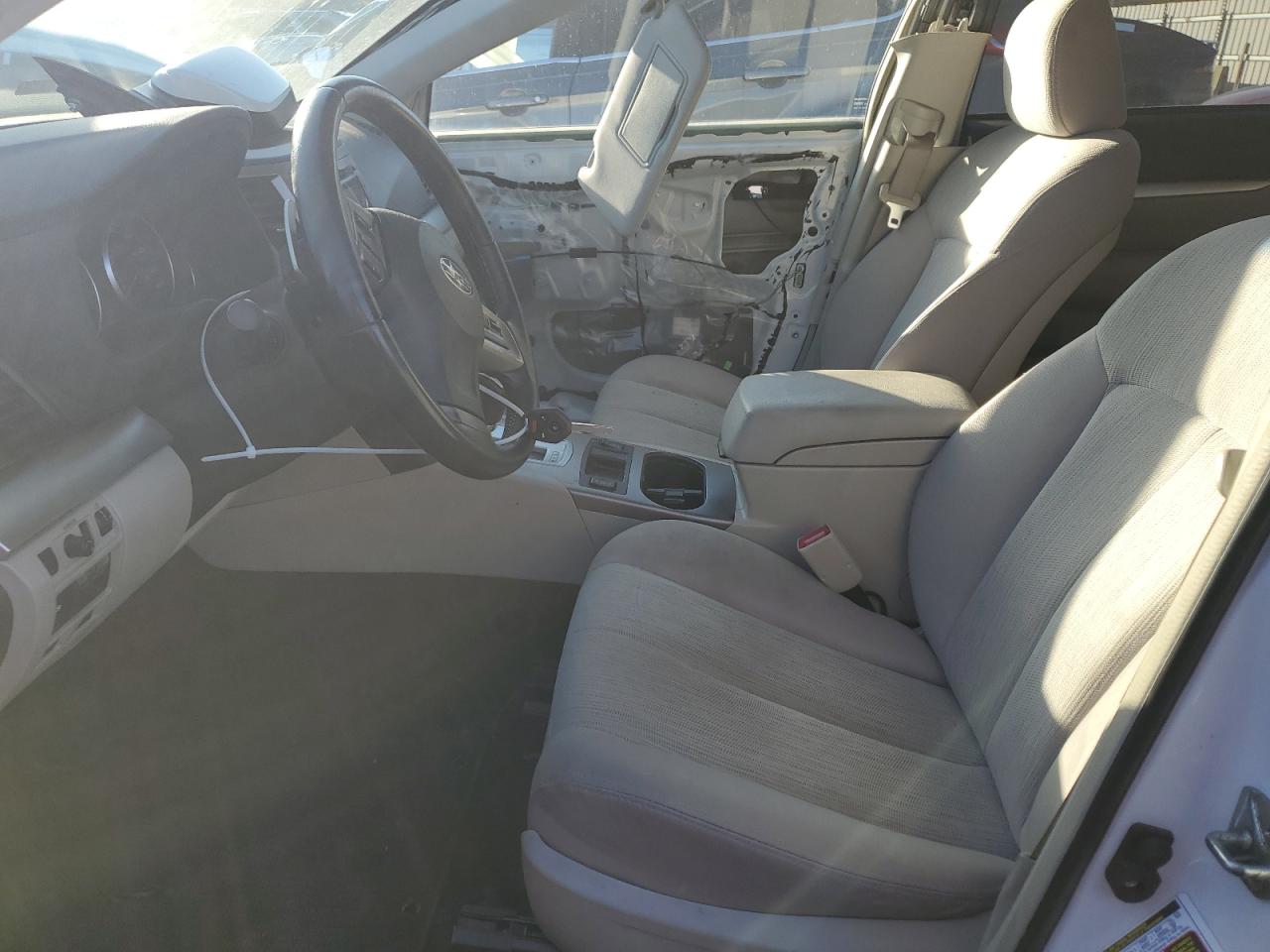 2013 Subaru Outback - Image 7