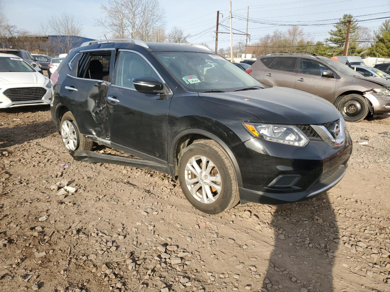 2015 Nissan Rogue - Image 4