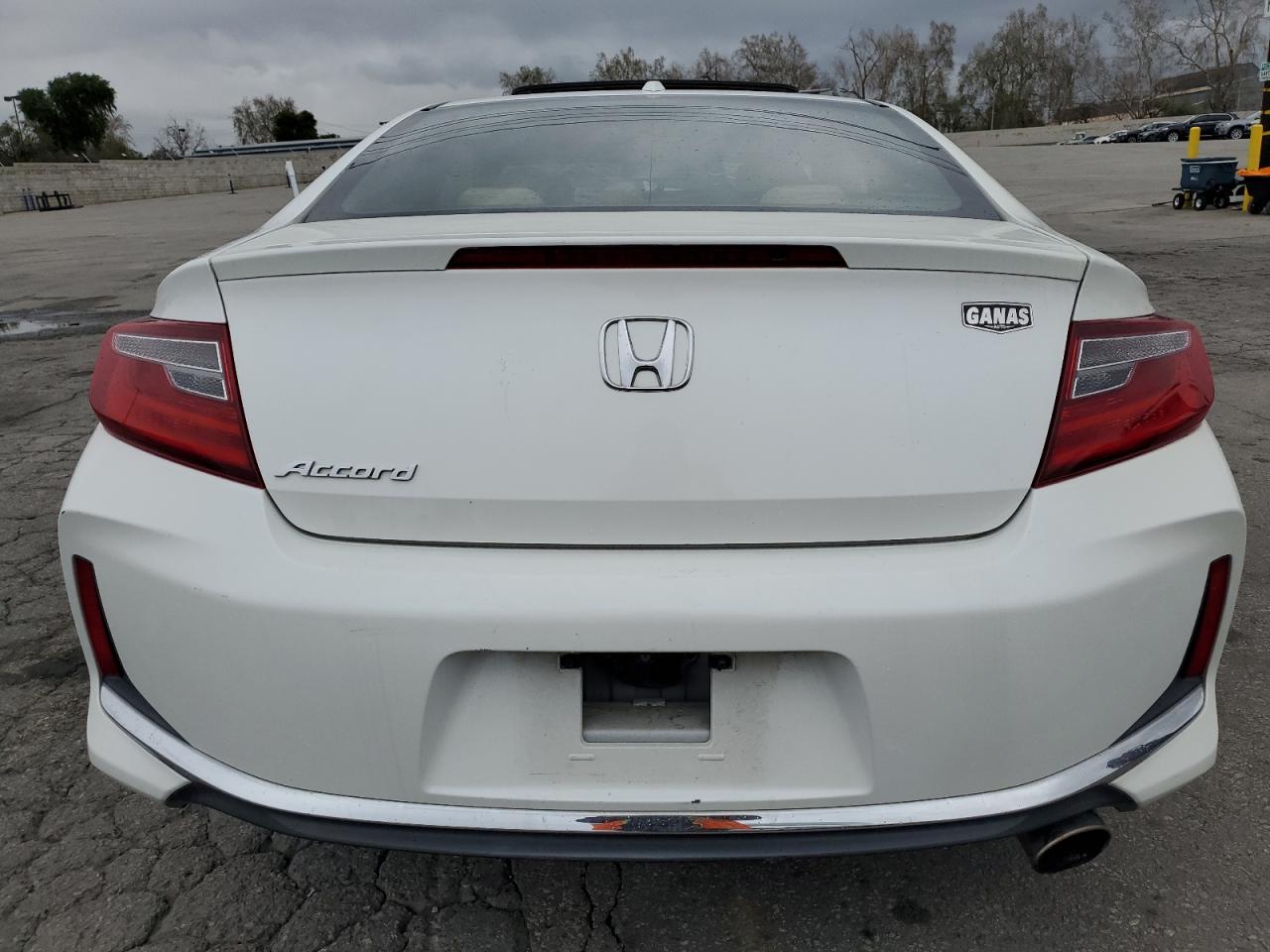 2017 Honda Accord - Image 6