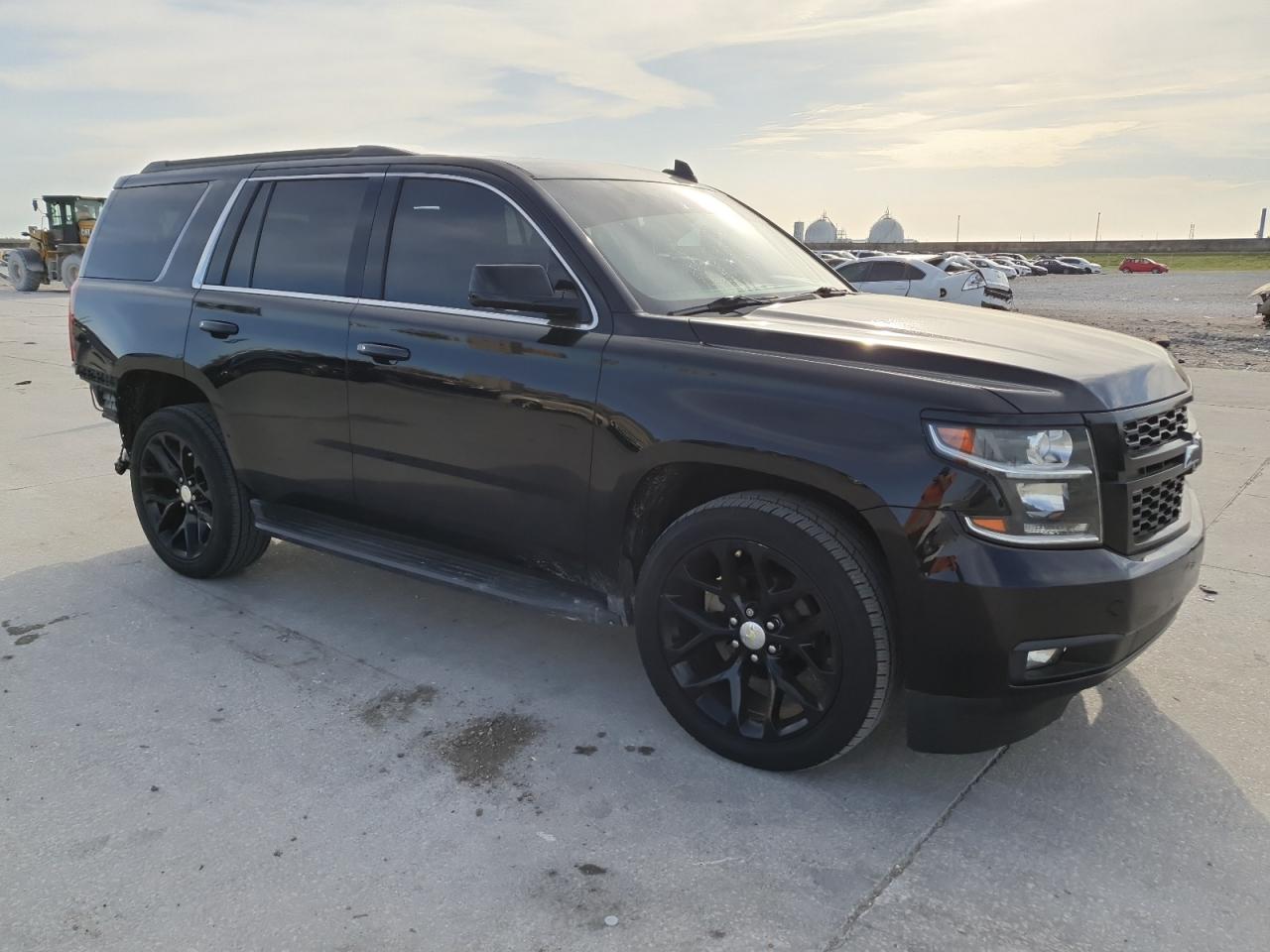 2015 Chevrolet Tahoe - Image 4