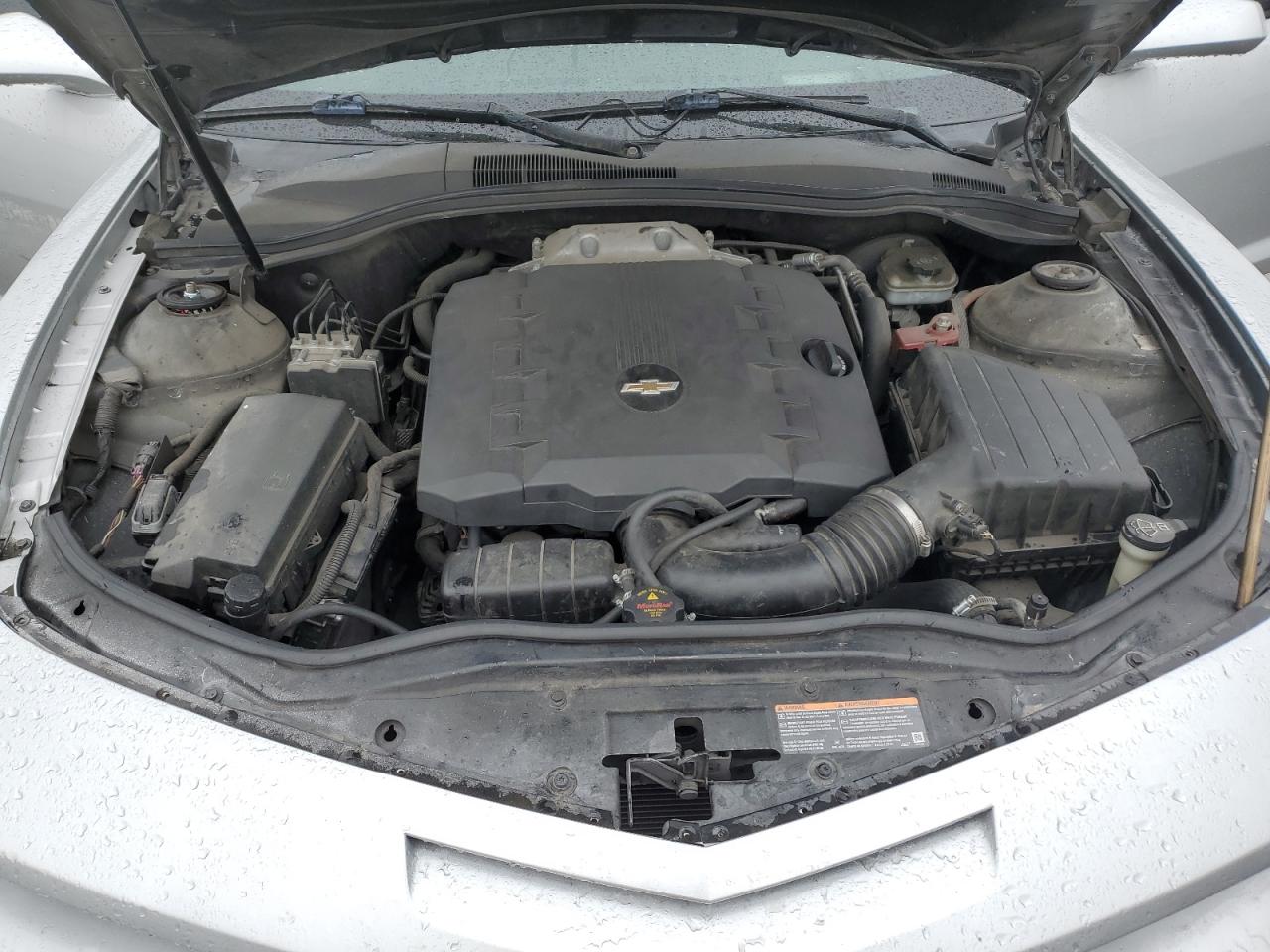 2011 Chevrolet Camaro - Image 11