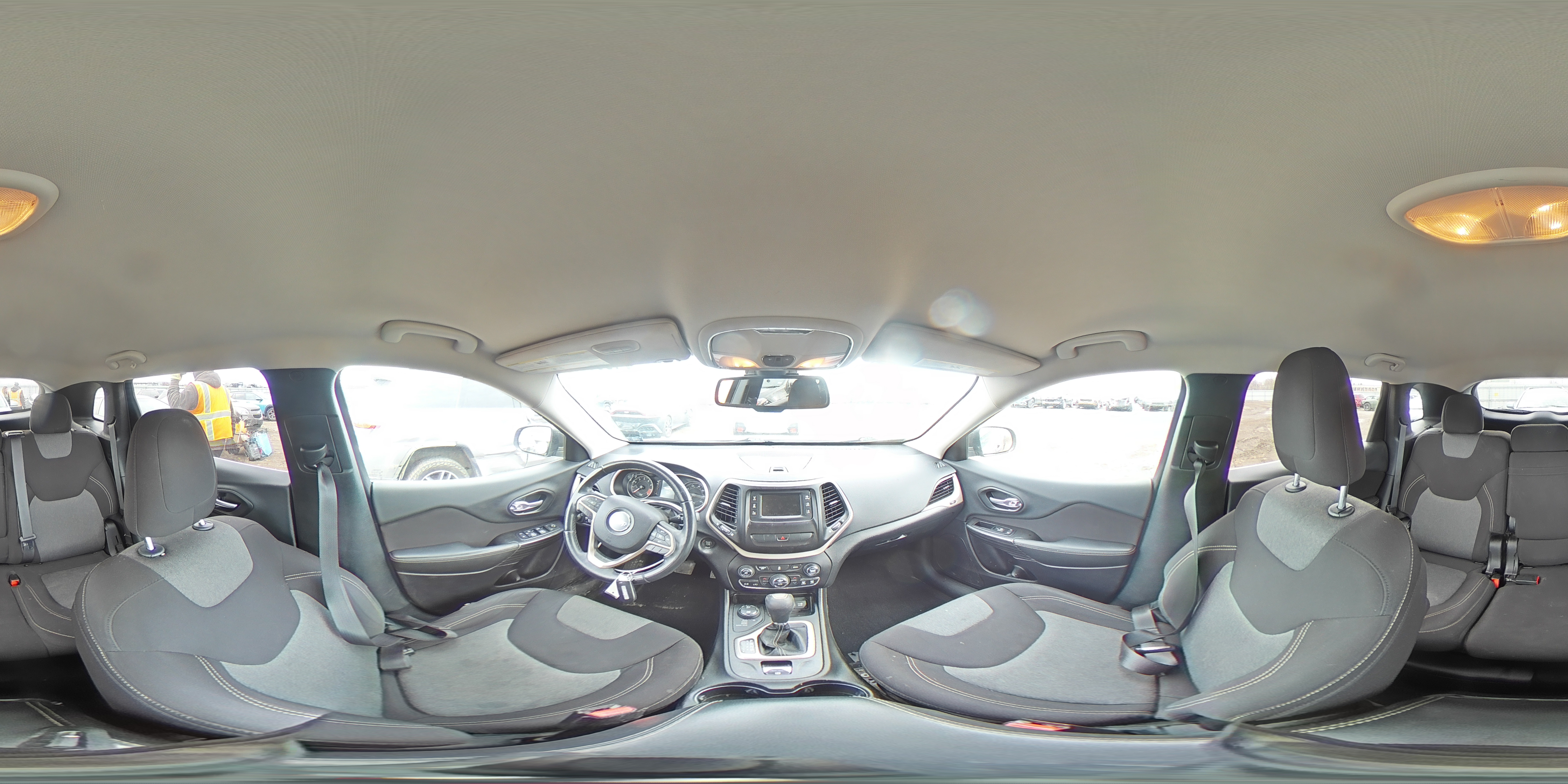 2014 Jeep Grand Cherokee - Image 15