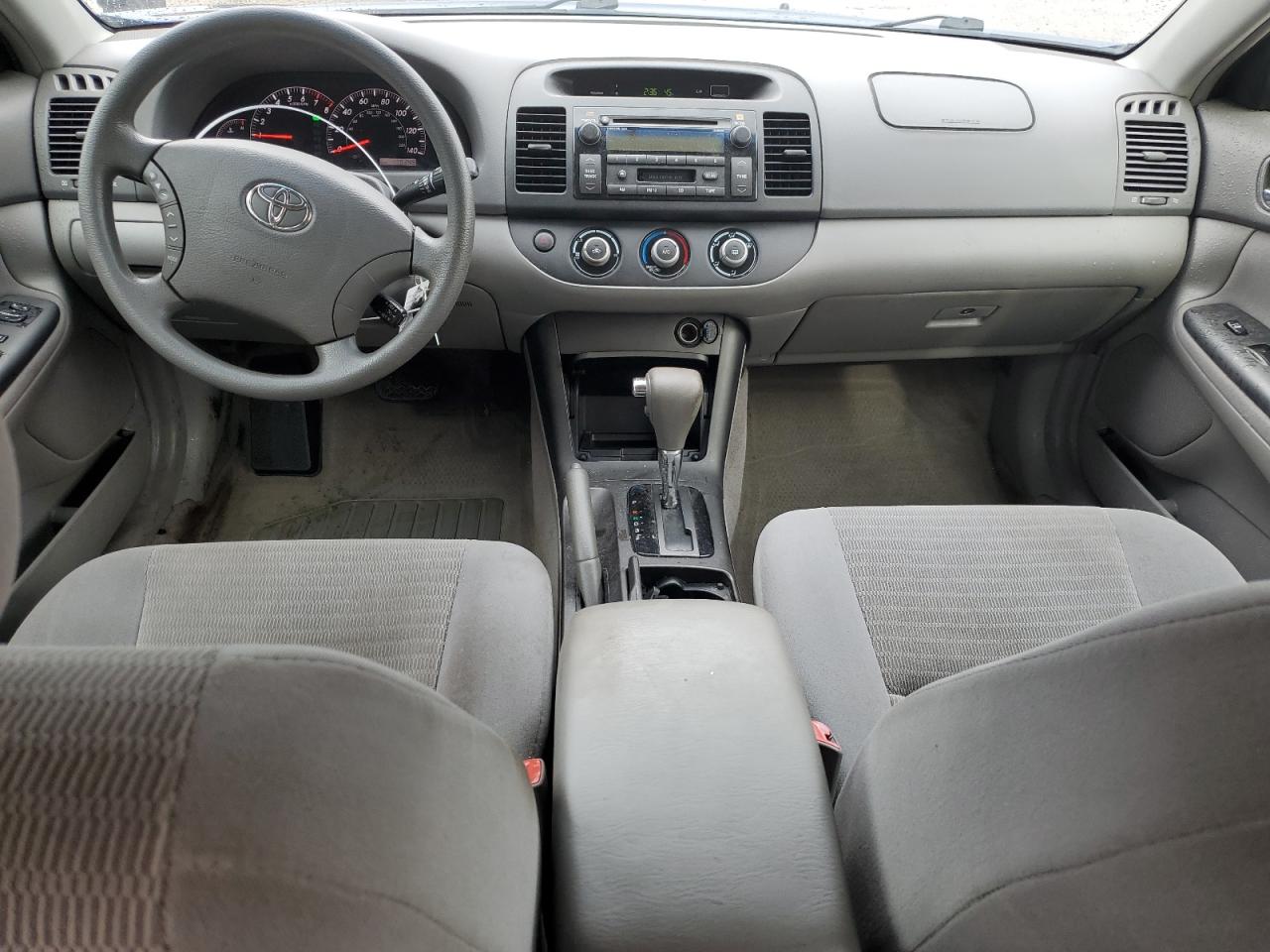 2005 Toyota Camry - Image 8