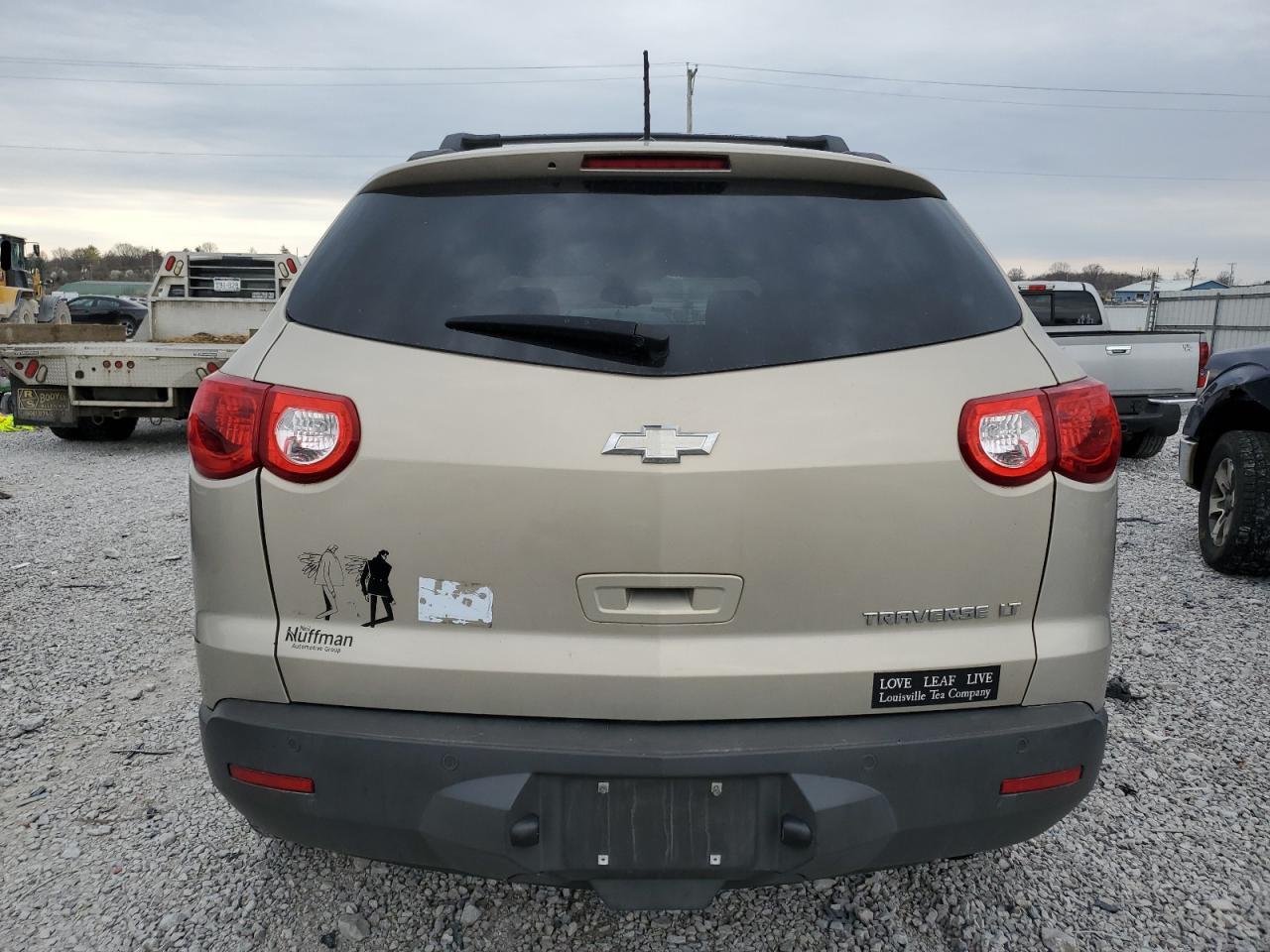 1GNKRGED3CJ165128 2012 Chevrolet Traverse Lt