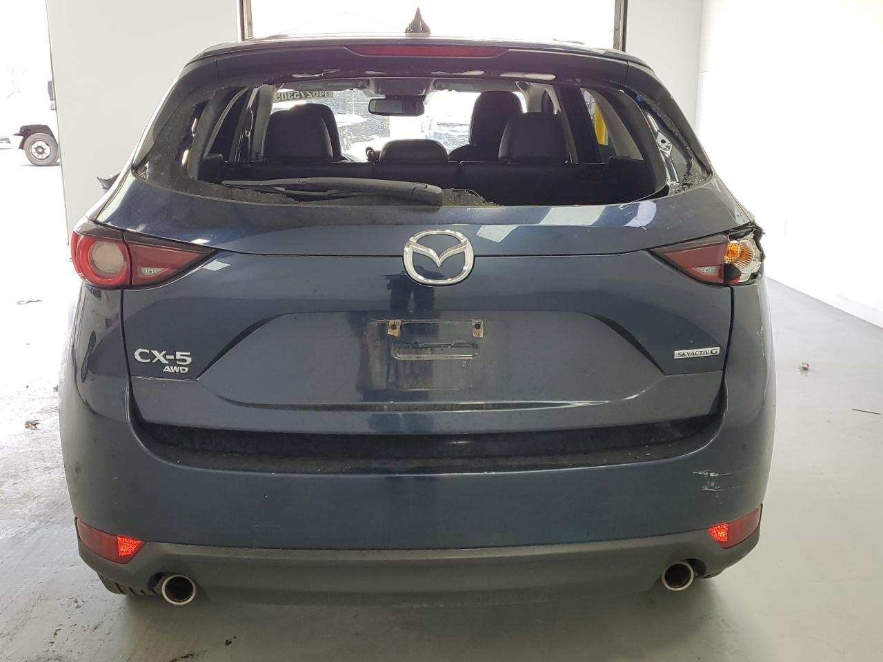 2021 Mazda CX-5 - Image 6