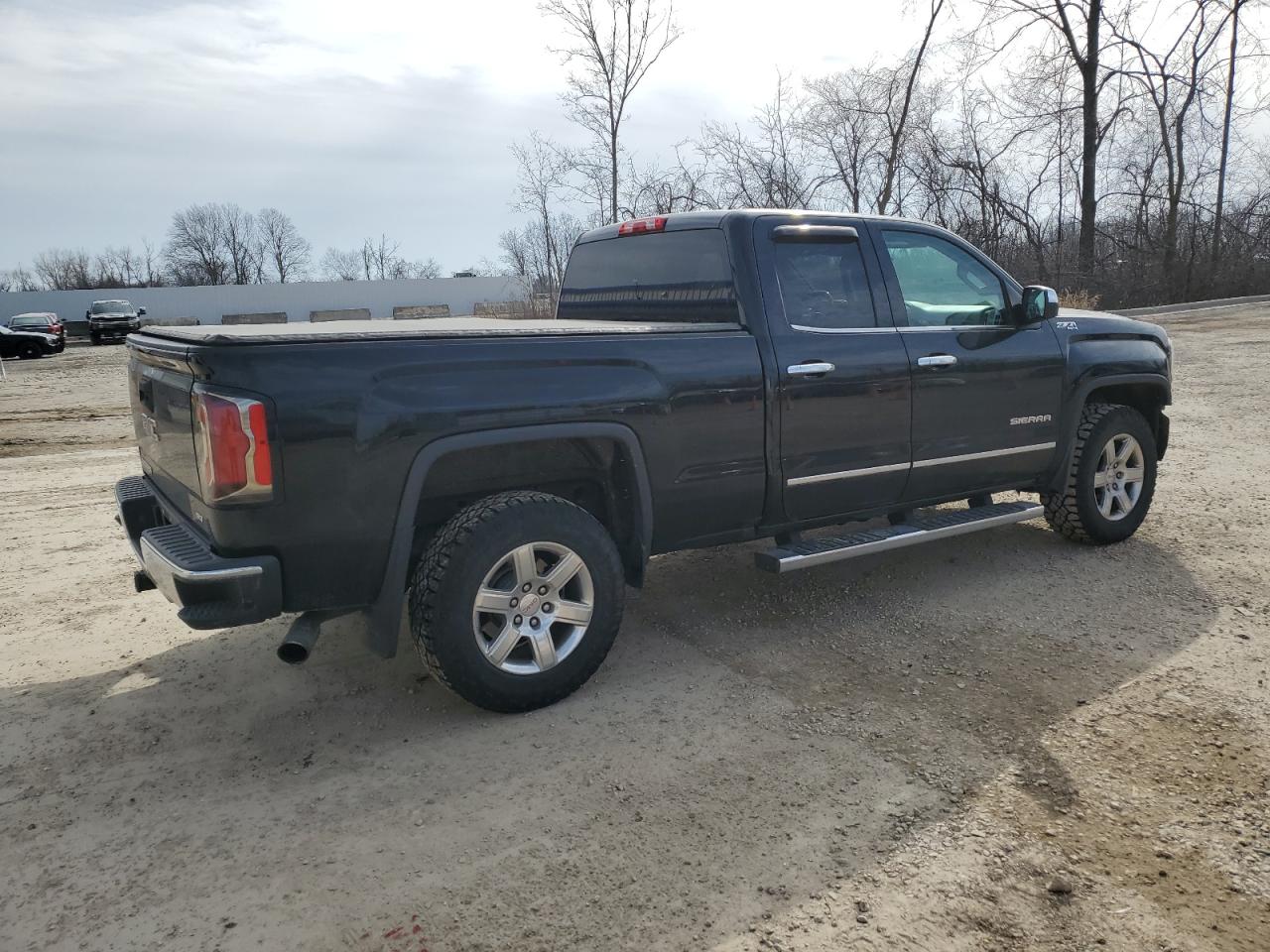 2018 GMC Sierra - Image 3