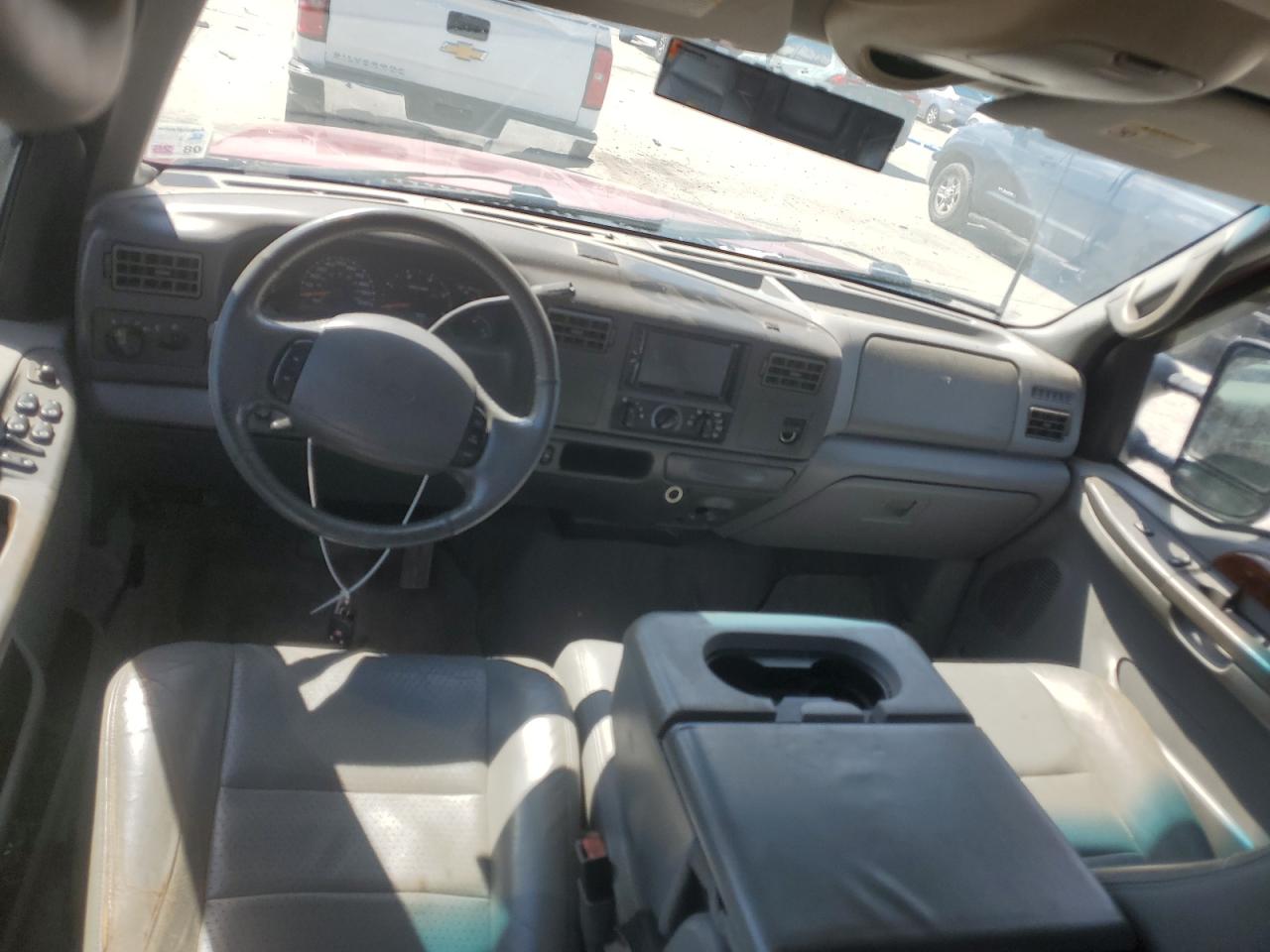 2002 Ford F350 - Image 8