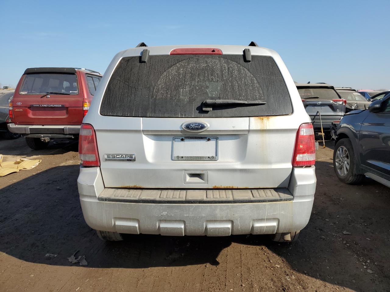 2010 Ford Escape - Image 6