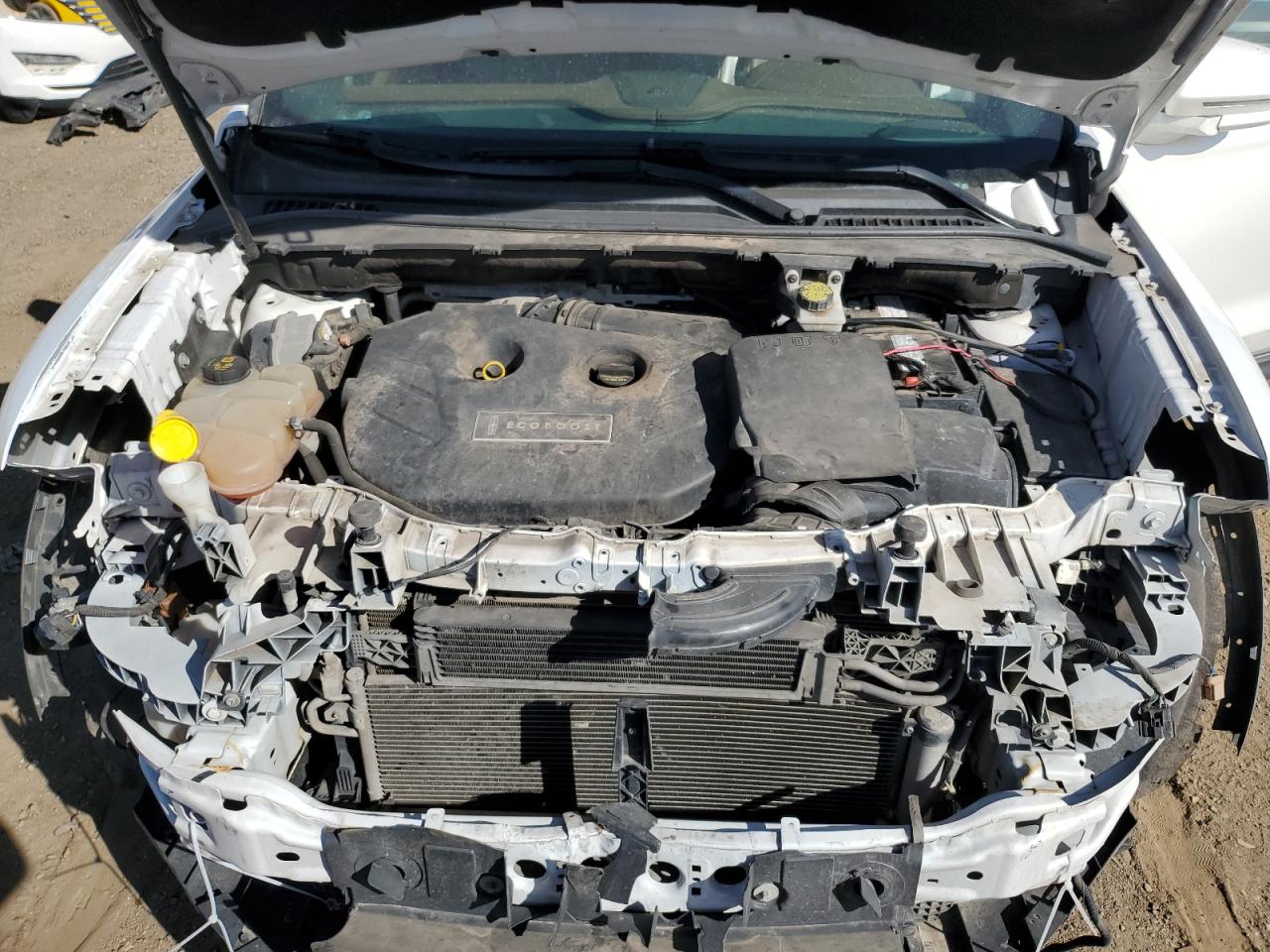 2015 Lincoln MKZ - Image 12