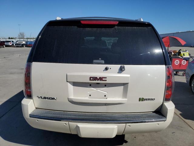  GMC YUKON 2013 Кремовый