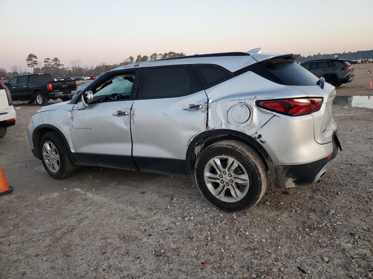 2019 Chevrolet Blazer - Image 2