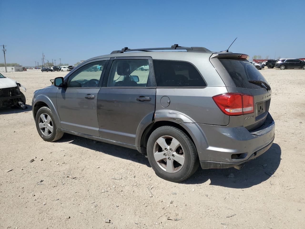 2012 Dodge Journey - Image 2