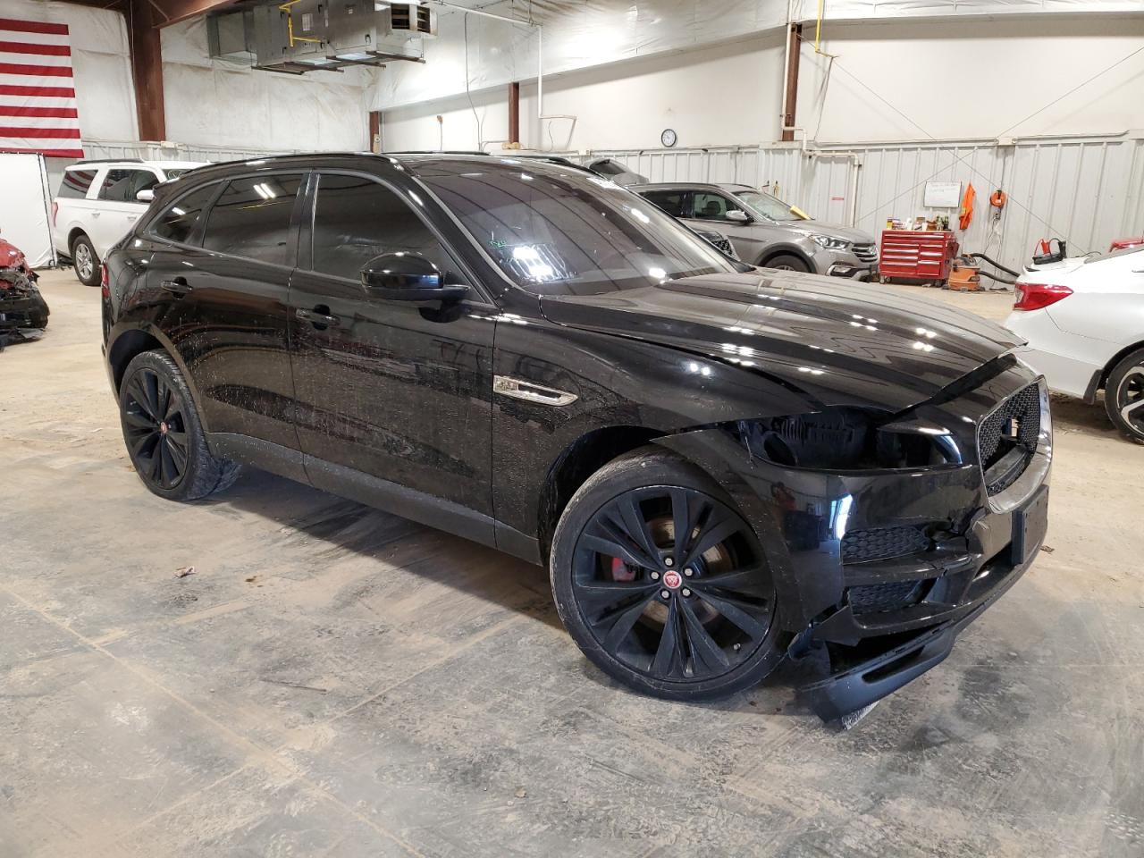 2017 Jaguar F-Pace - Image 4