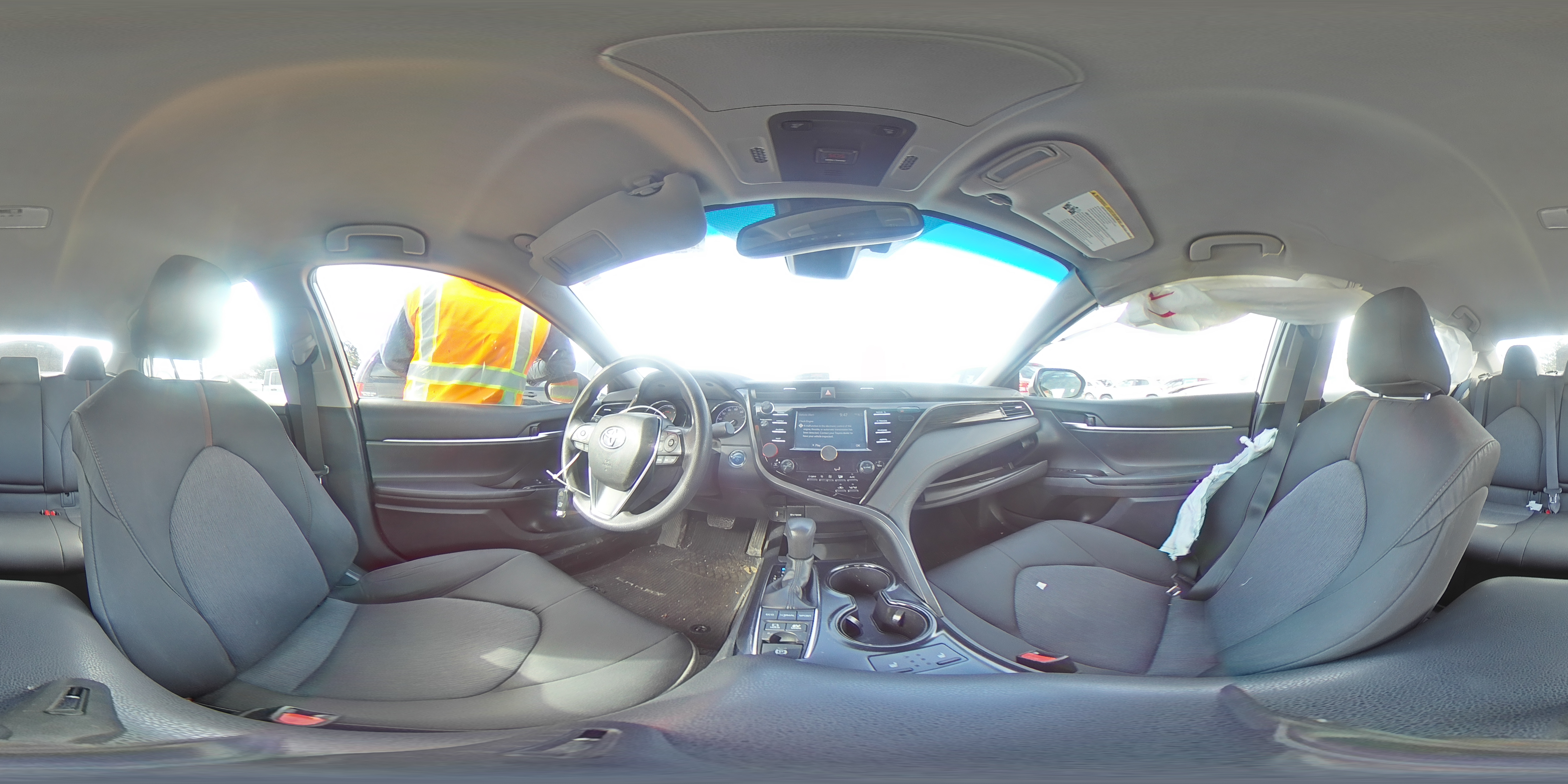 2019 Toyota Camry - Image 12