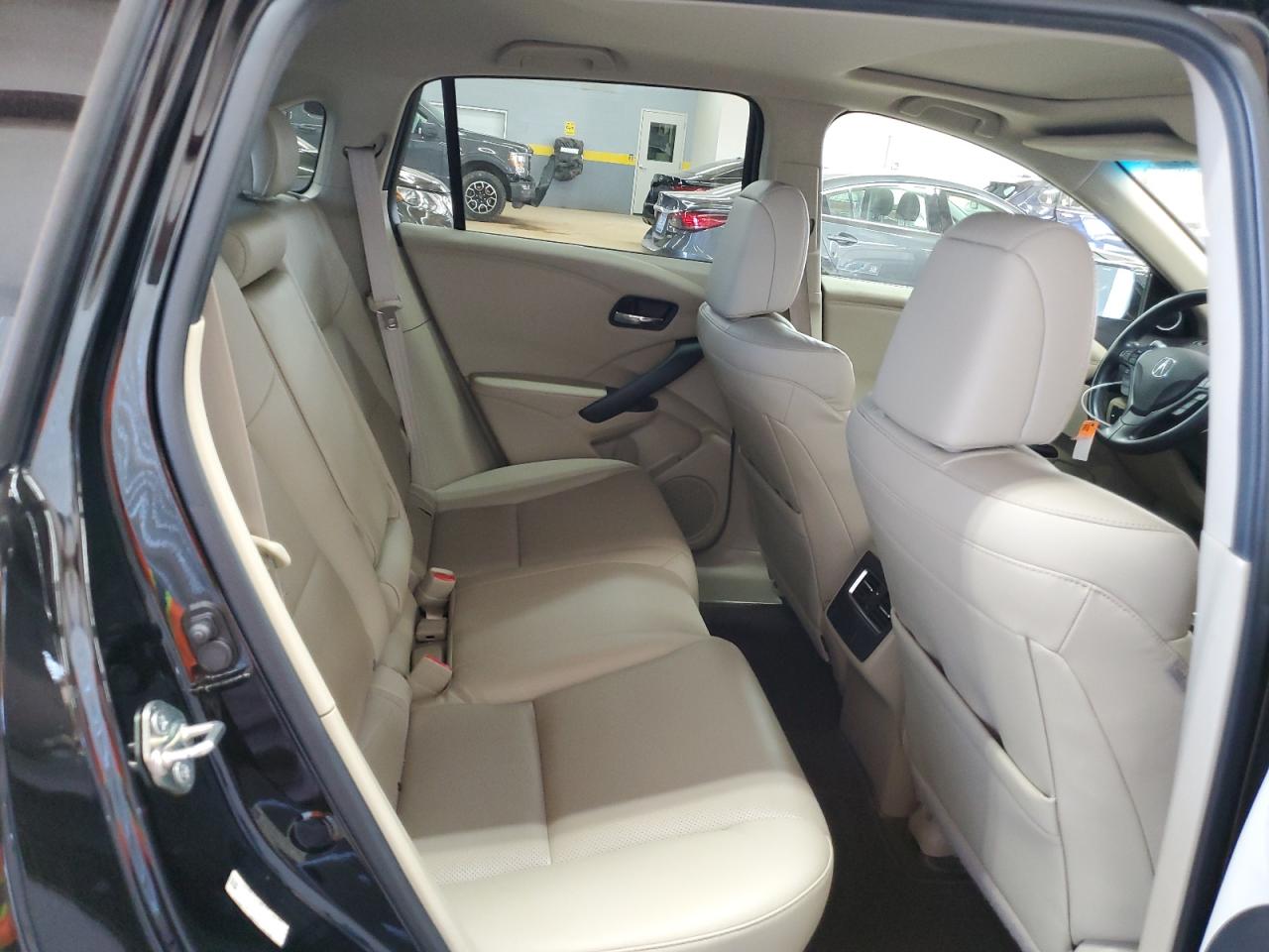 2017 Acura RDX - Image 11