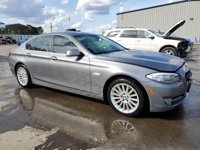  BMW 5 SERIES 2013 Серый