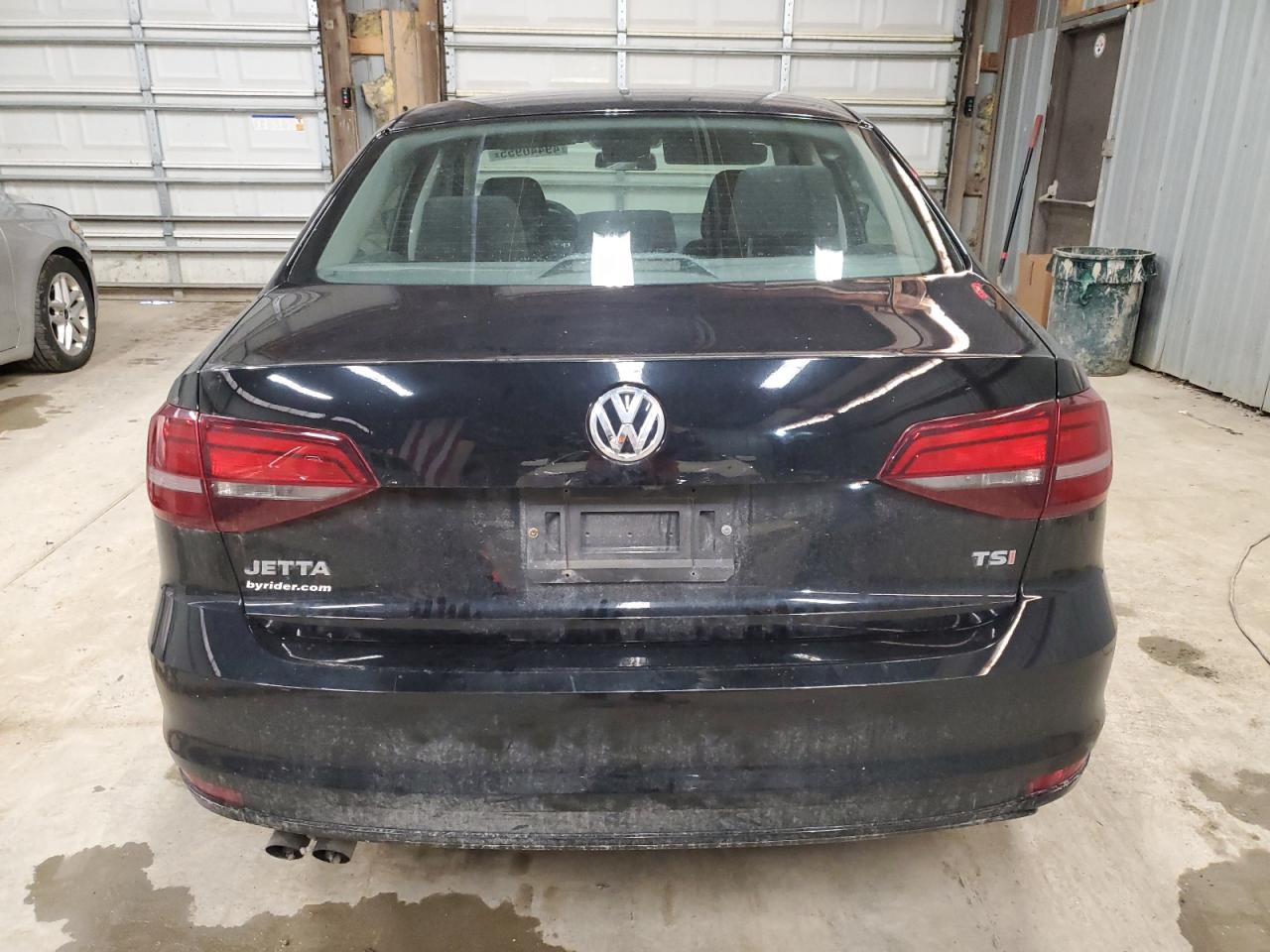 2017 Volkswagen Jetta - Image 6