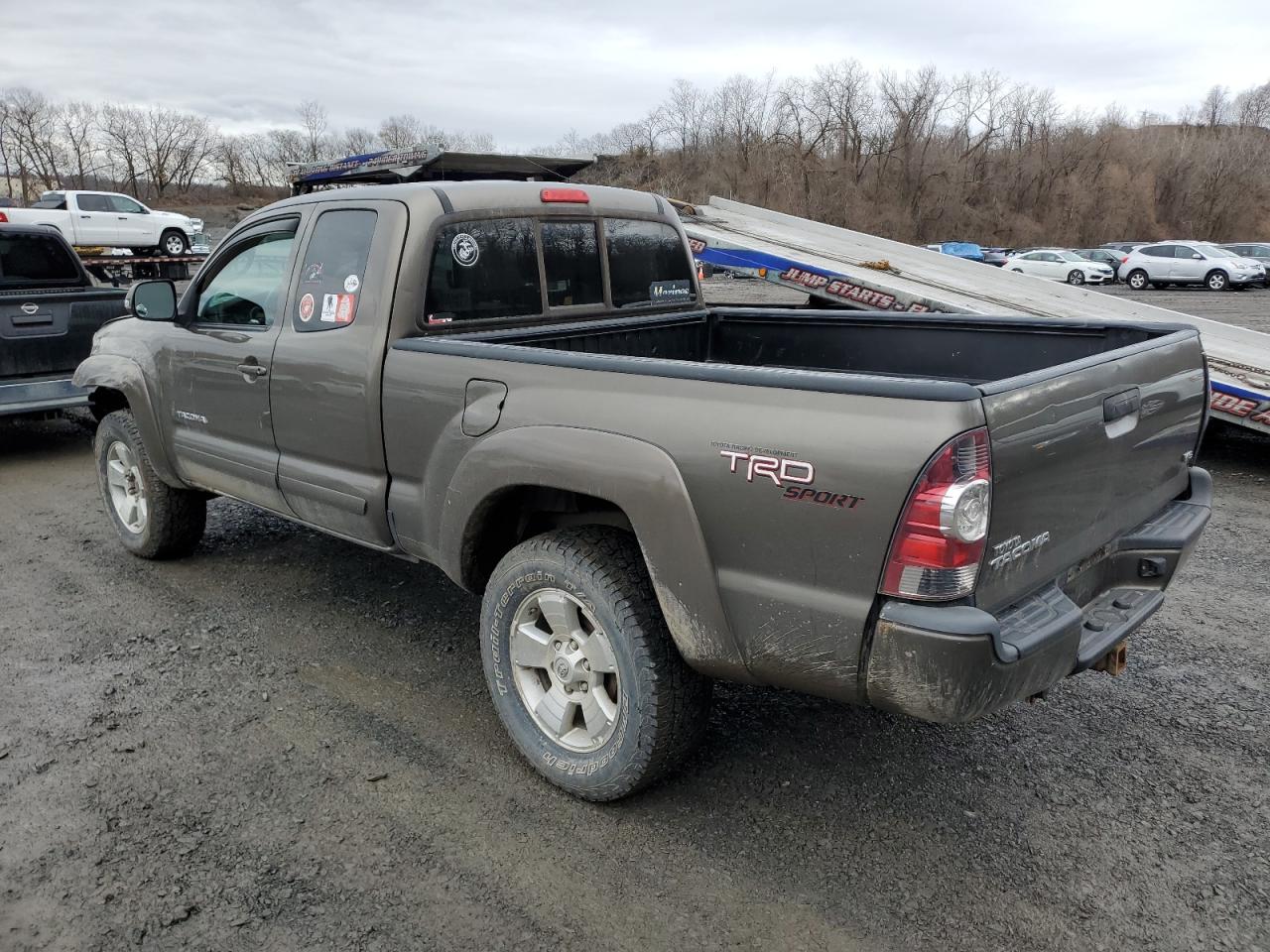 2013 Toyota Tacoma - Image 2