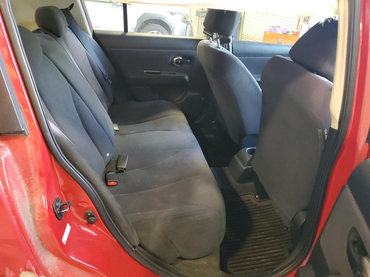 2007 Nissan Versa - Image 10