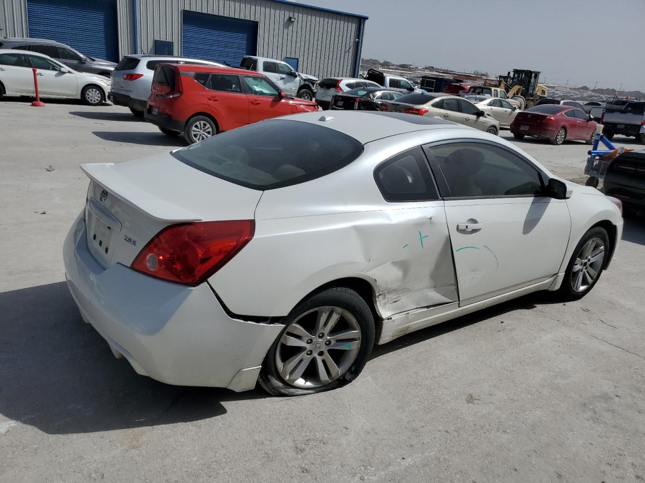 2010 Nissan Altima - Image 3