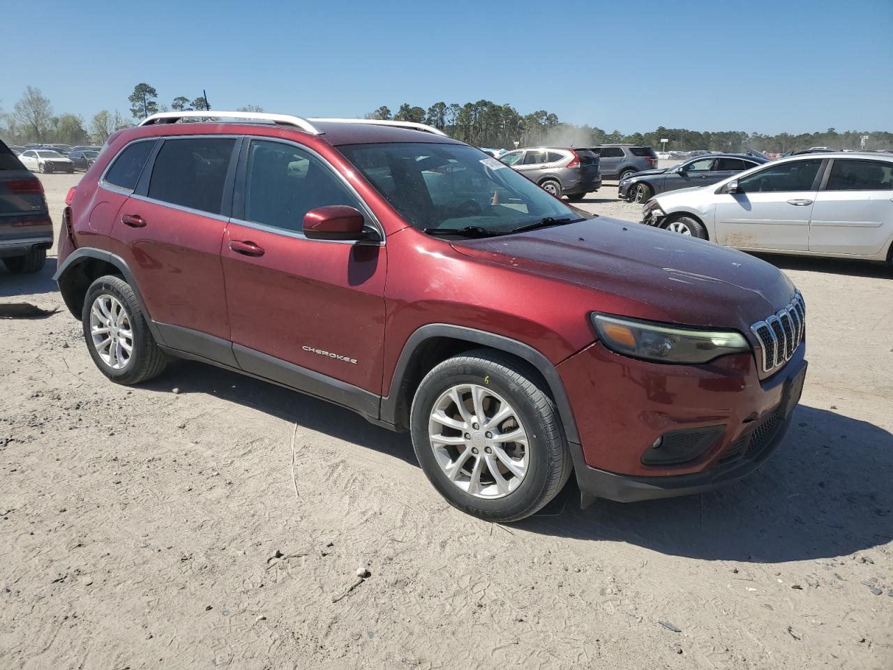 2019 Jeep Cherokee Latitude VIN: 1C4PJLCB6KD487744 Lot: 50160085