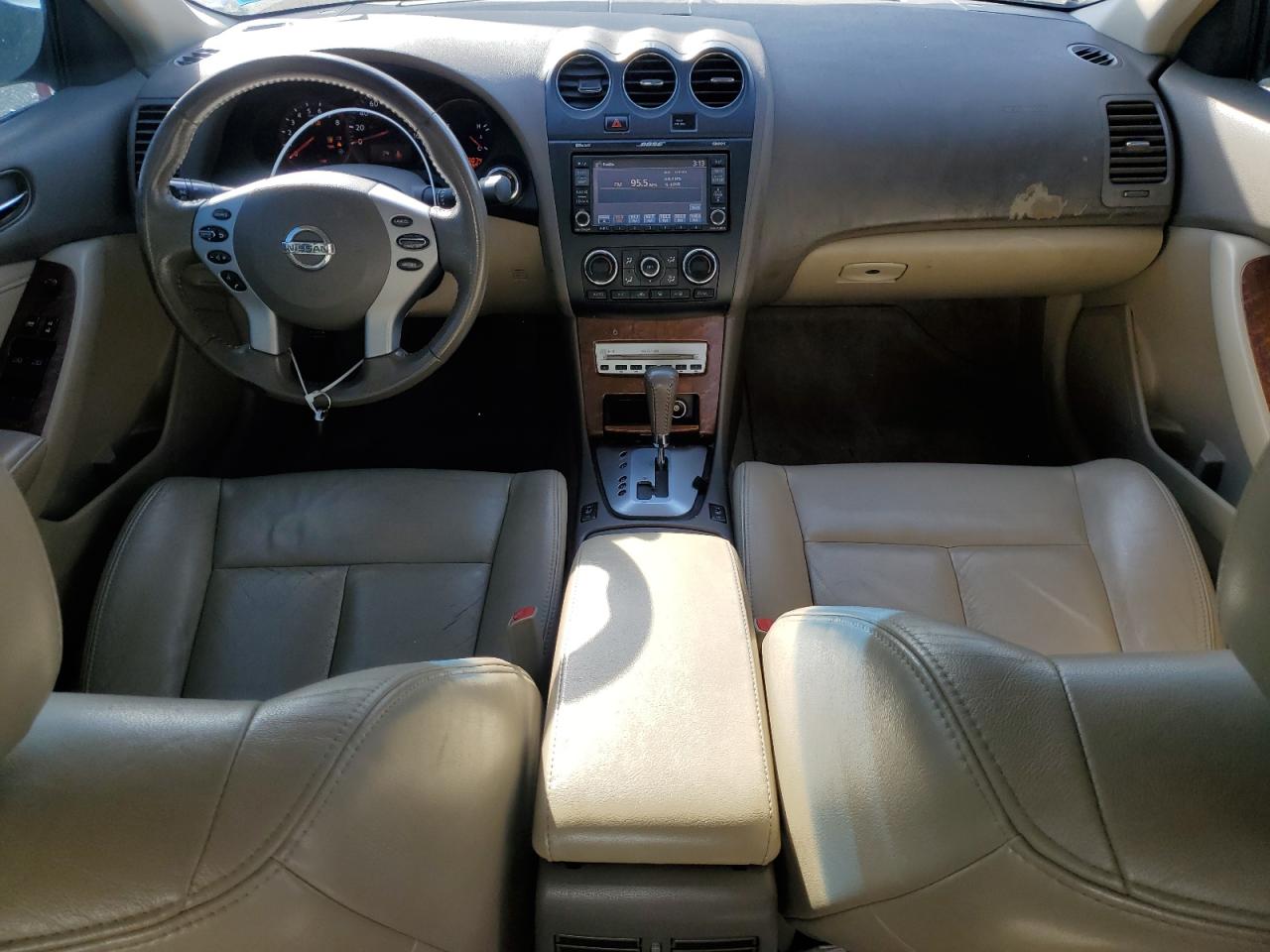 2009 Nissan Altima - Image 8