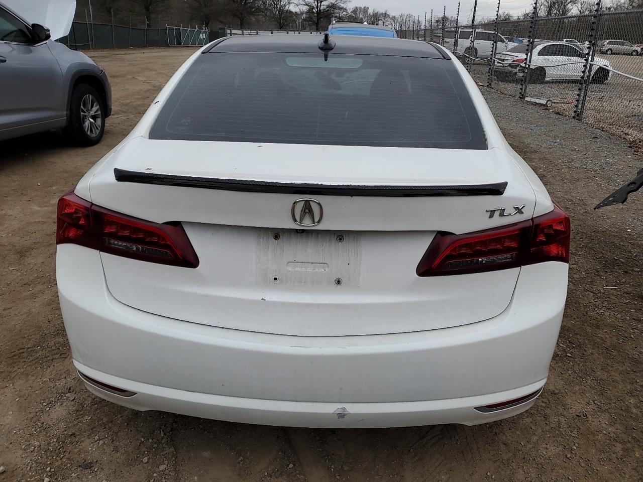 2015 Acura TLX - Image 6