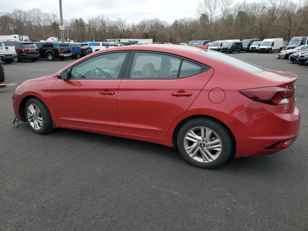 2020 Hyundai Elantra - Image 2