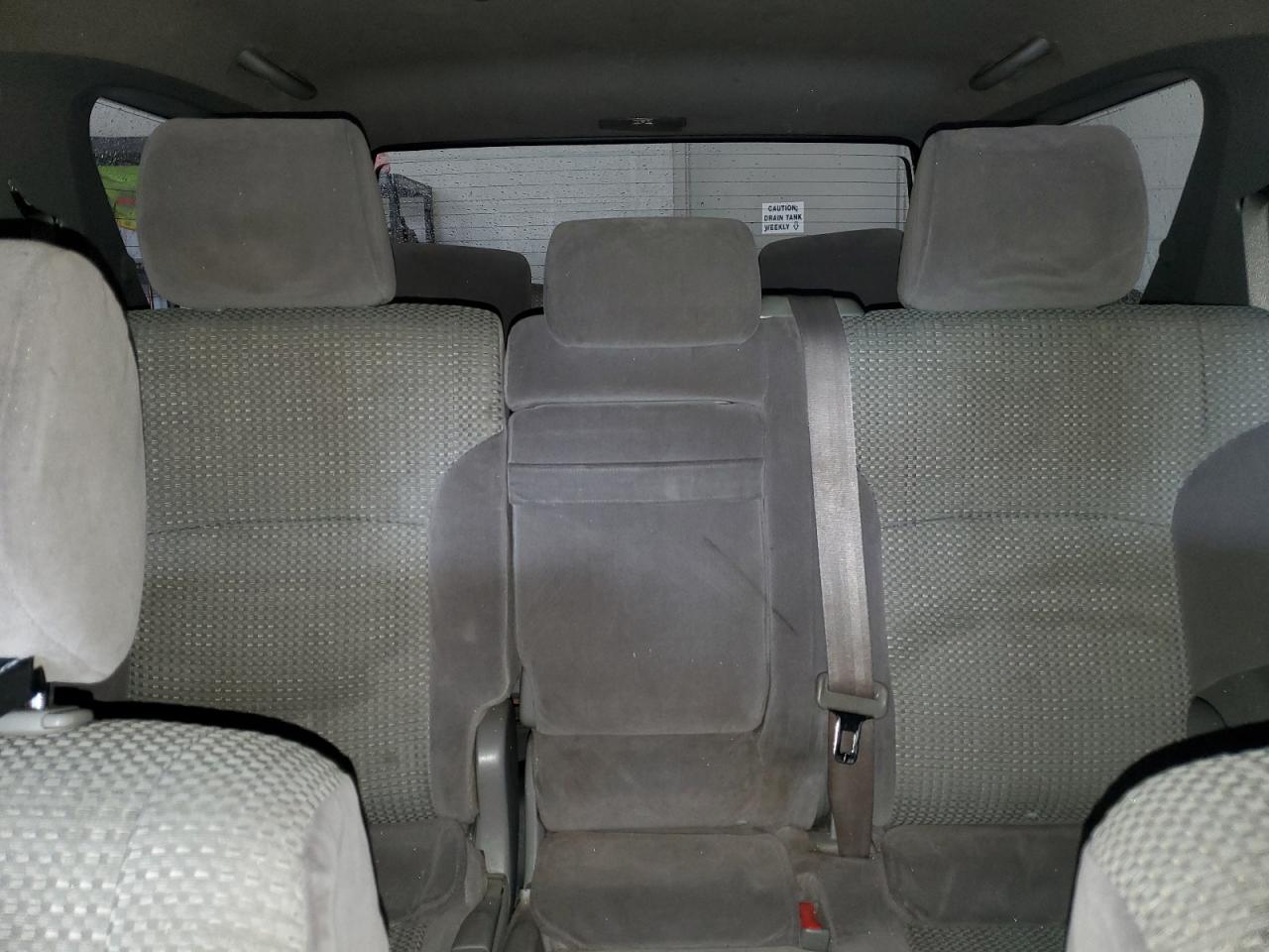 2005 Toyota 4Runner - Image 10