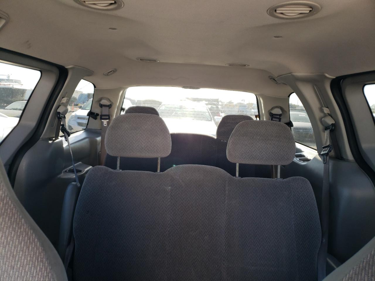 2003 Ford Windstar - Image 10