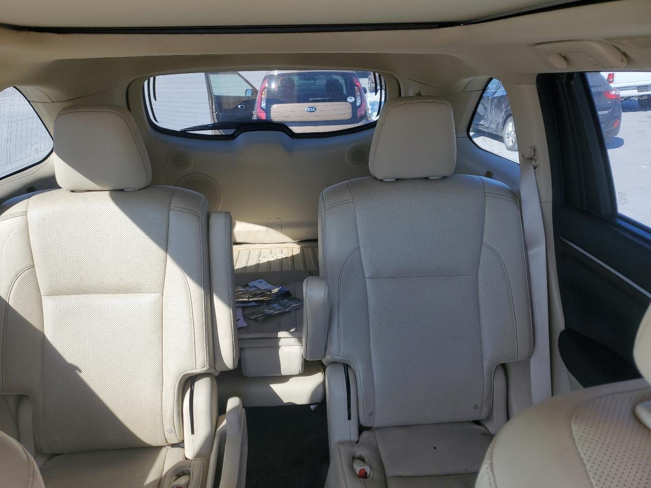 2014 Toyota Highlander - Image 10