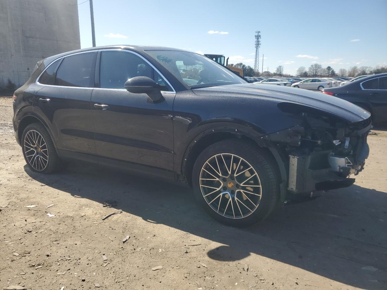 2019 Porsche Cayenne - Image 4