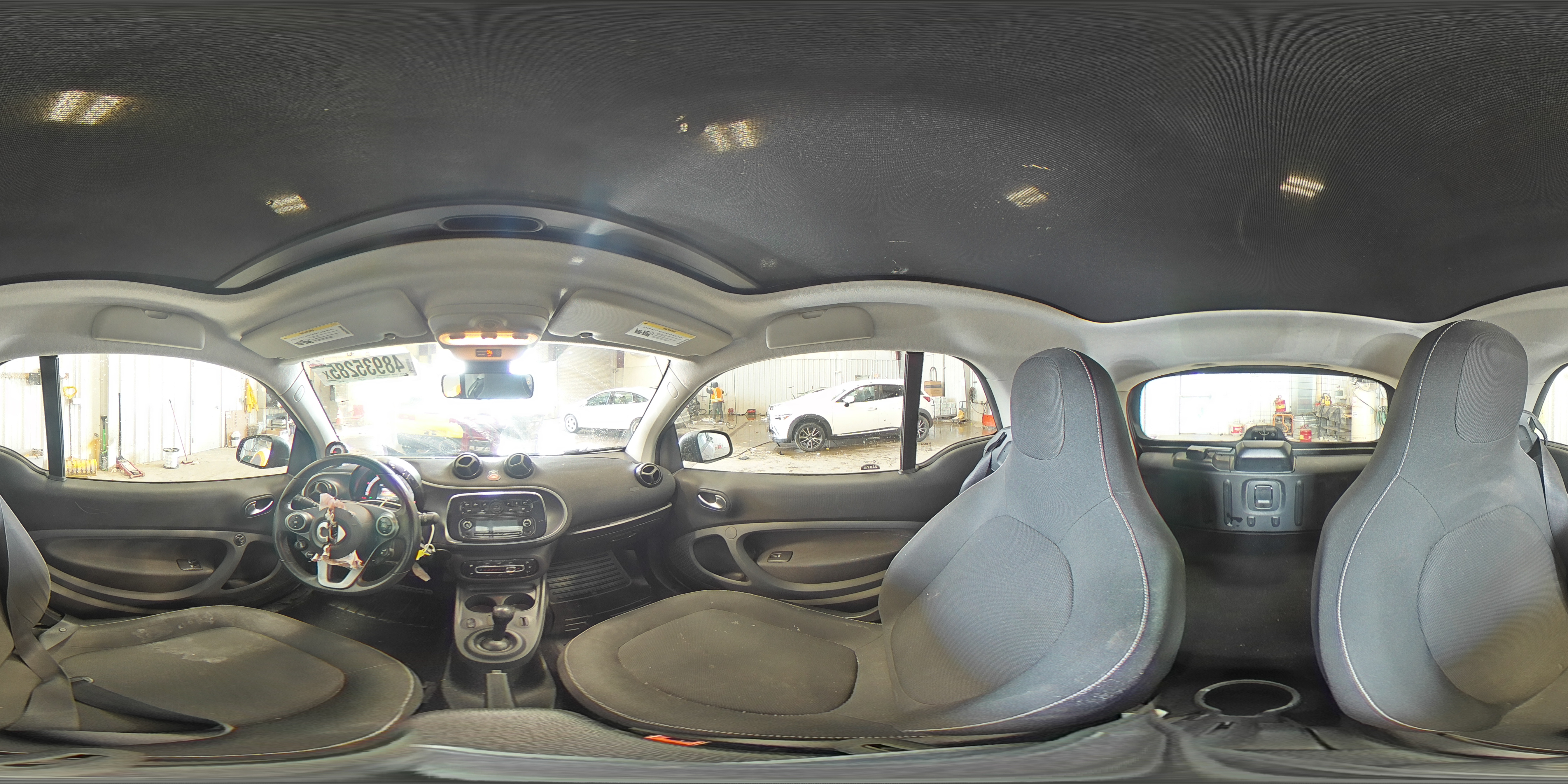 2016 Smart Fortwo - Image 14